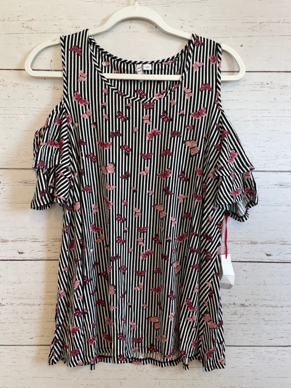 Elle Black/White Stripe Cold Shoulder Top w/Pink Butterfly Print, size L, NWT